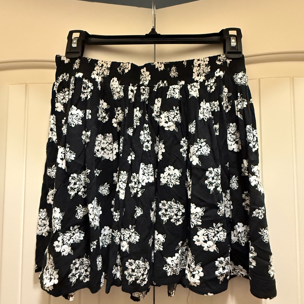 Forever 21 flowy mini skirt